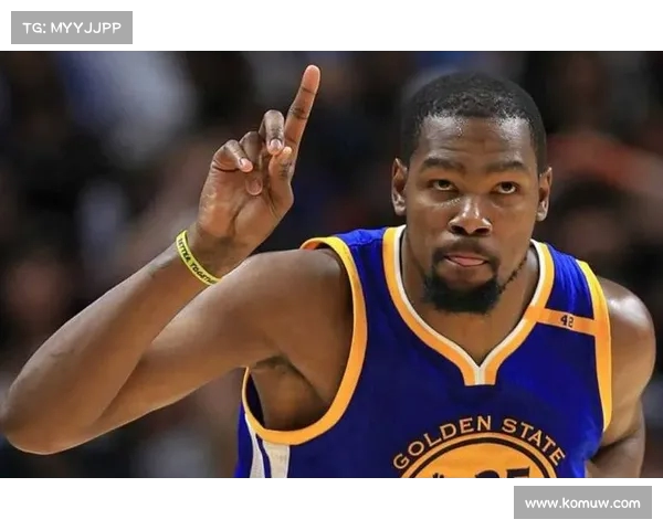 勇士队的防守再度升级,杜兰特成焦点 勇士队的防守再度升级,杜兰特成焦点