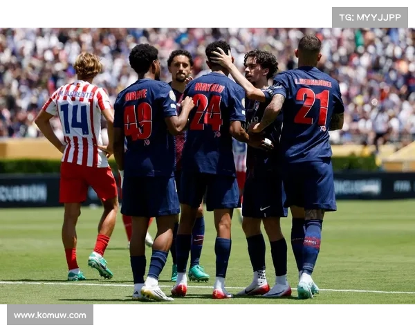 巴黎圣日耳曼在年法国甲级联赛中球员领导力突出,场上指挥有序。 巴黎圣日耳曼在年法国甲级联赛中球员领导力突出,场上指挥有序。