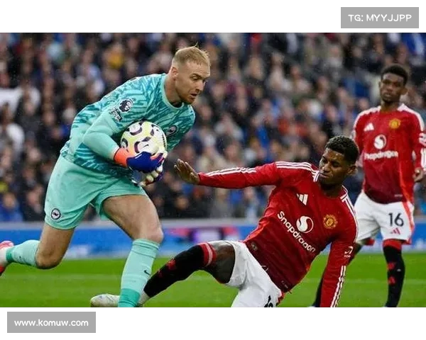 曼联内部风波:拉什福德与滕哈格关系紧张,球员不满其继续执教 曼联内部风波:拉什福德与滕哈格关系紧张,球员不满其继续执教