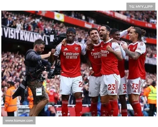 阿森纳火力全开,稳稳地控制比赛 阿森纳火力全开,稳稳地控制比赛